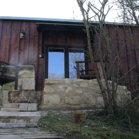Les Troglos De Beaulieu Лош Екстериор снимка